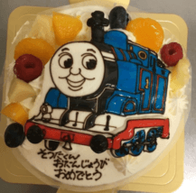 「カトルセゾン菓子夢」のトーマスケーキ_誕生日_立体ケーキ