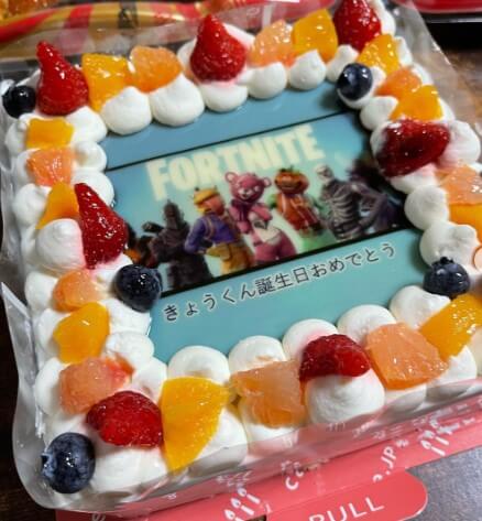 Cake.jp_スクエア型フォトケーキ_フォートナイト